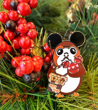 Load image into Gallery viewer, Porg drinking Jingle Sipper with a Gingerbread bag Pin
