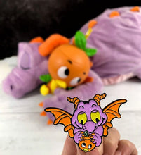 Load image into Gallery viewer, Figment &amp; Orange Bird Pin
